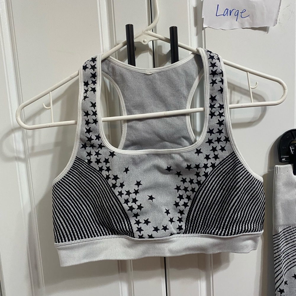 Fabletics Size Large Two Piece Set Nwot - image 4